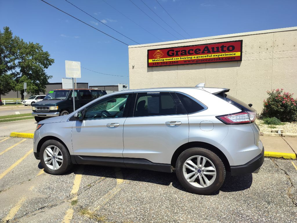 2017 Ford Edge Image 2