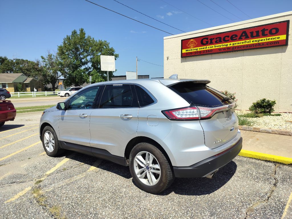 2017 Ford Edge Image 3