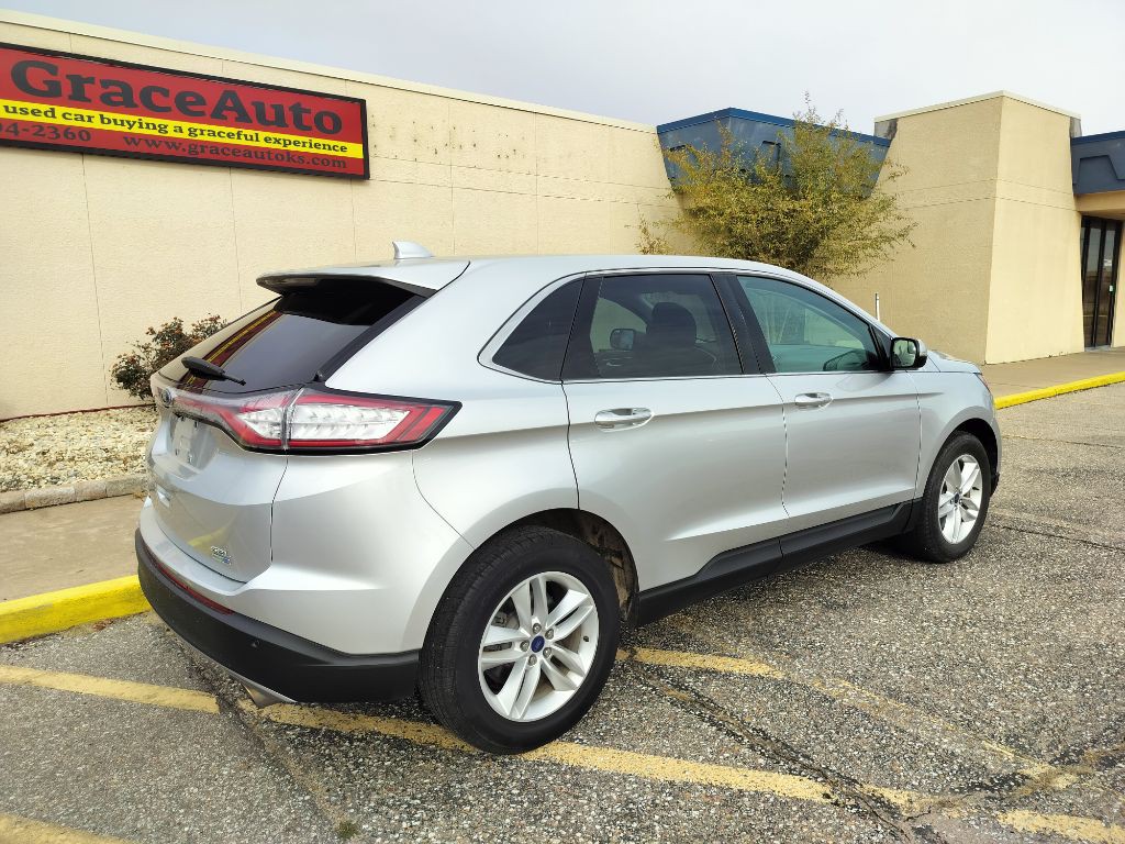 2017 Ford Edge Image 30