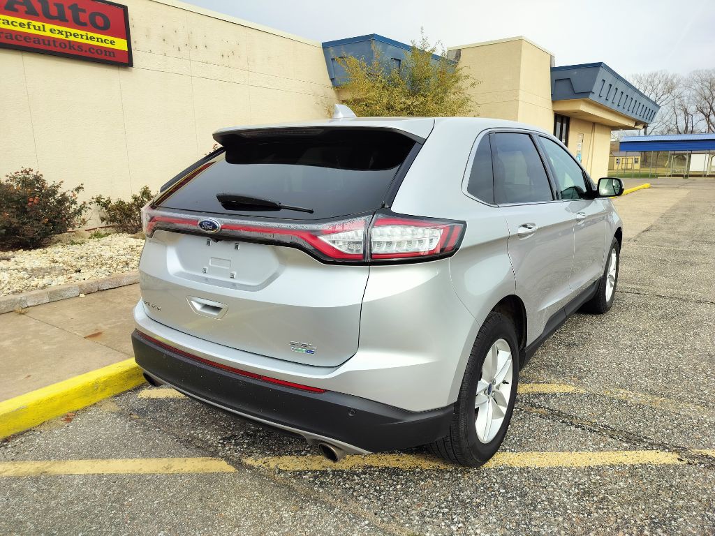 2017 Ford Edge Image 31