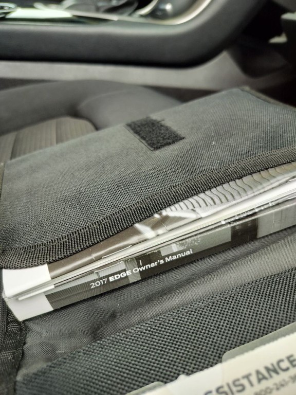 2017 Ford Edge Image 35