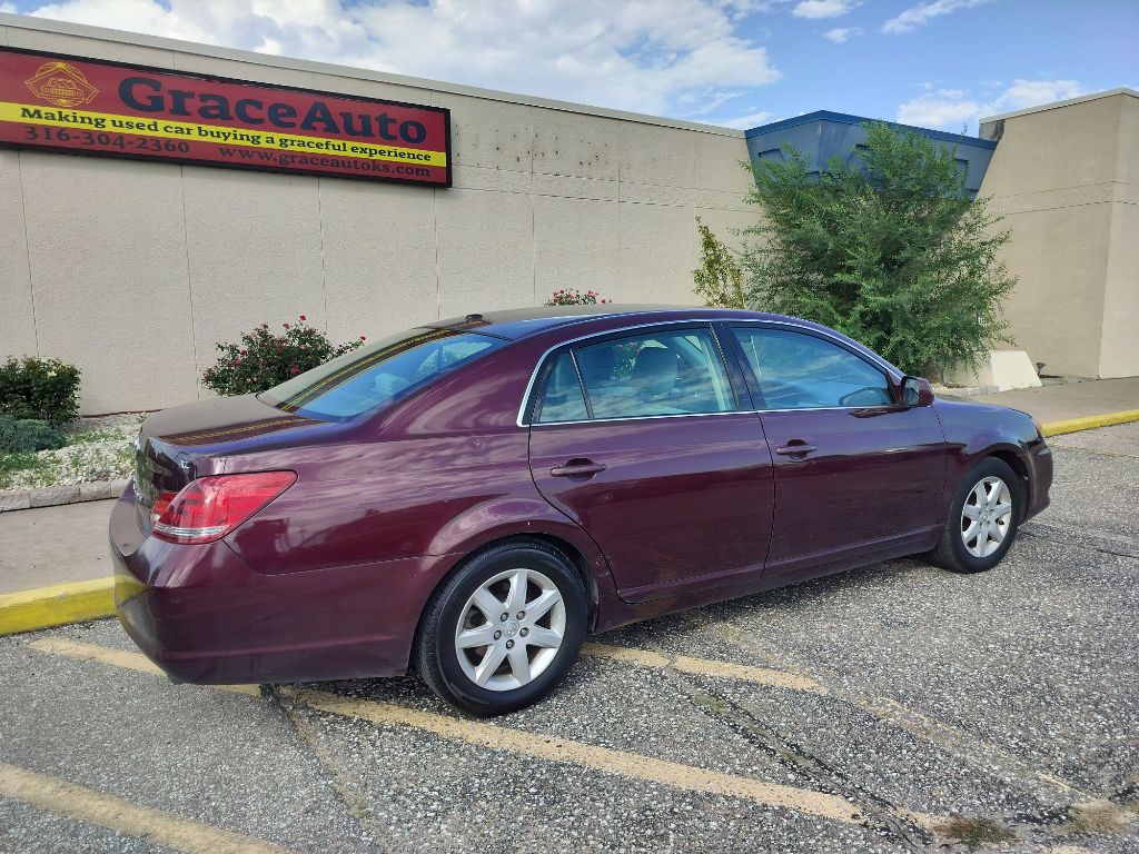 2009 Toyota Avalon Image 14