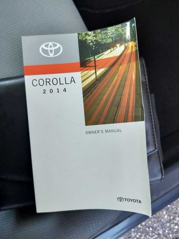 2014 Toyota Corolla Image 31