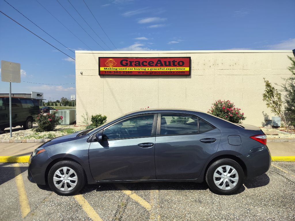 2014 Toyota Corolla Image 1