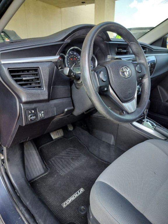 2014 Toyota Corolla Image 9