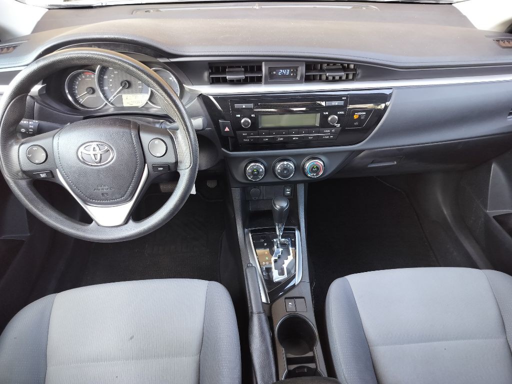 2014 Toyota Corolla Image 13