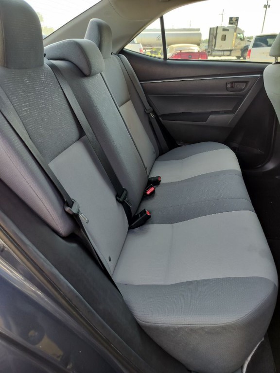 2014 Toyota Corolla Image 32