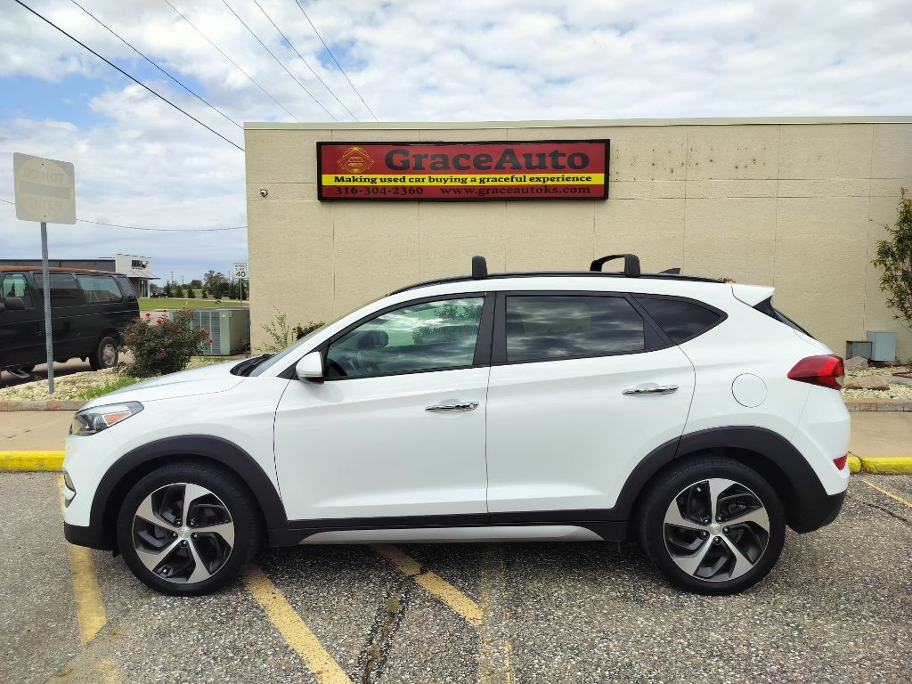 2017 Hyundai Tucson Image 1