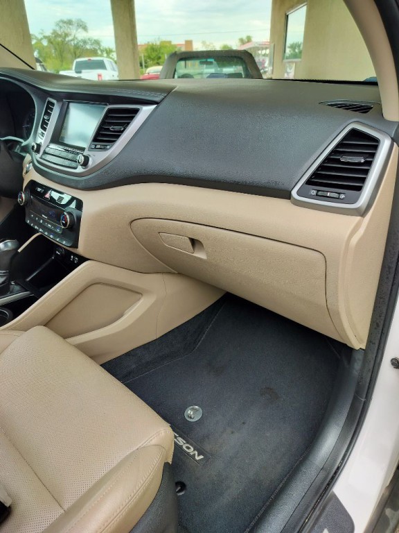 2017 Hyundai Tucson Image 35