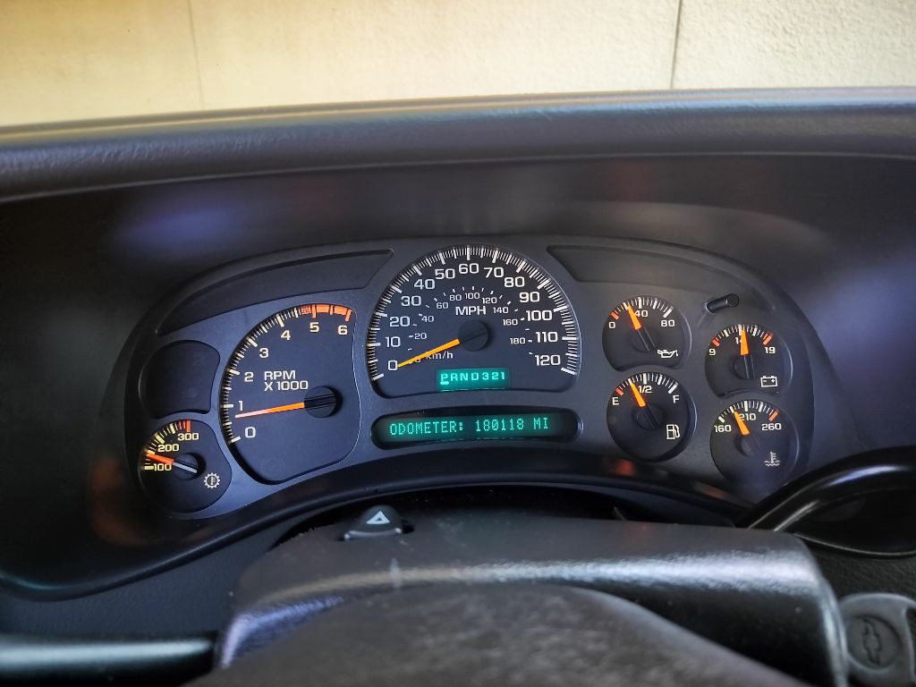2004 Chevrolet Silverado 1500 Image 12