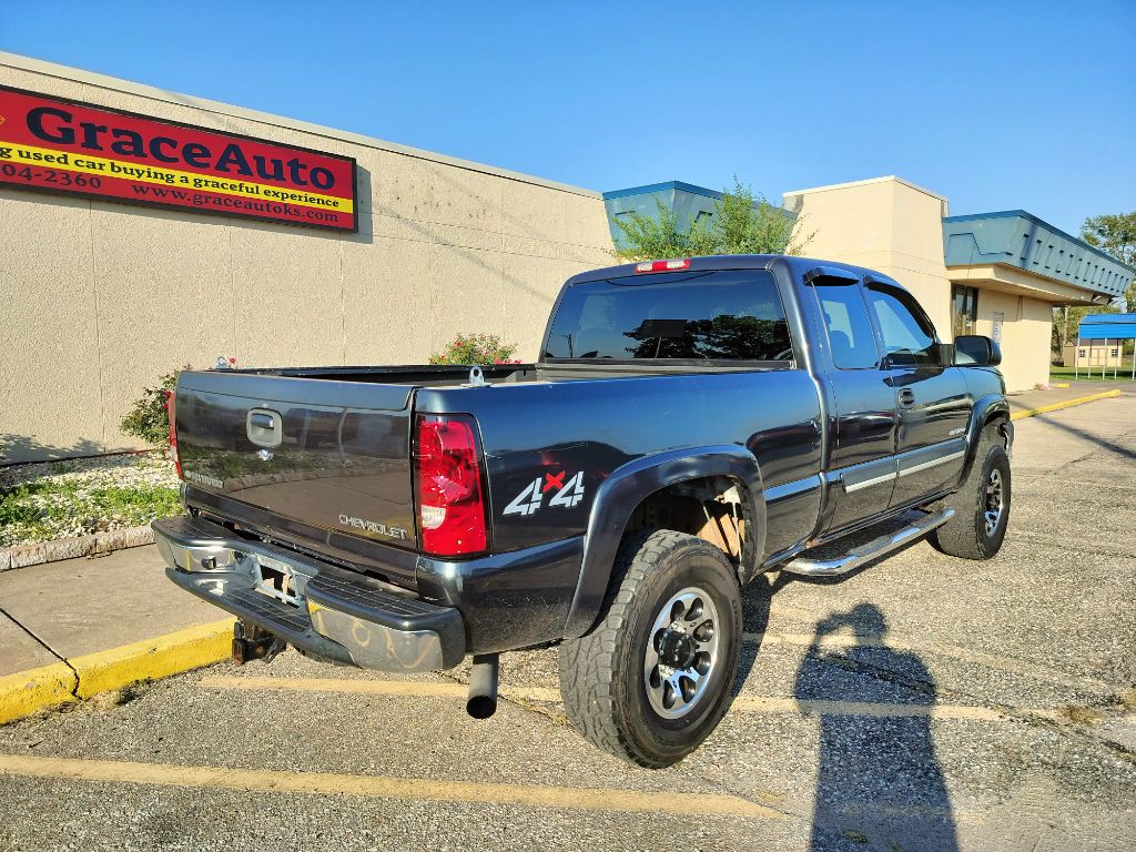 2004 Chevrolet Silverado 1500 Image 26