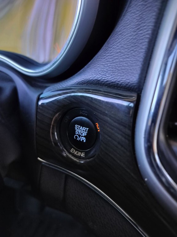 2015 Jeep Grand Cherokee Image 12