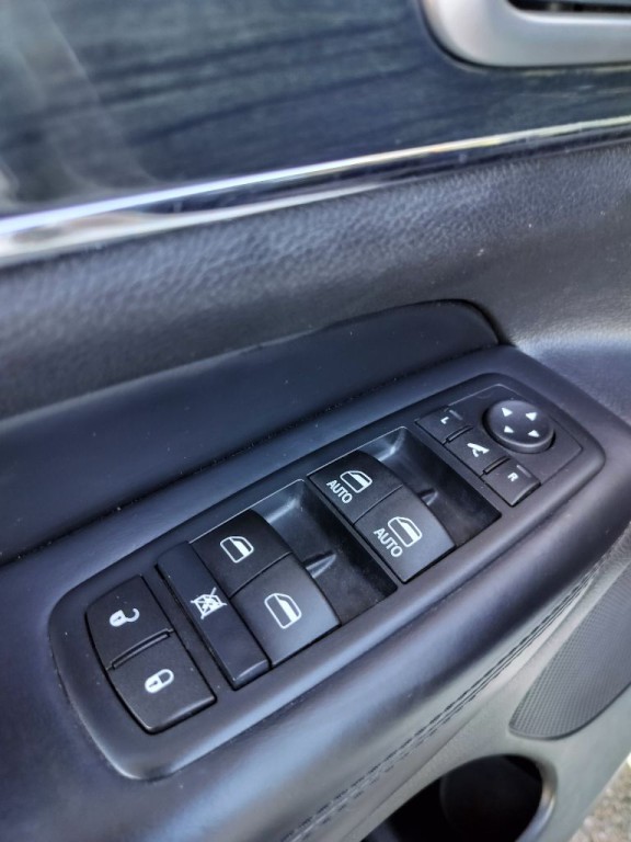 2015 Jeep Grand Cherokee Image 24