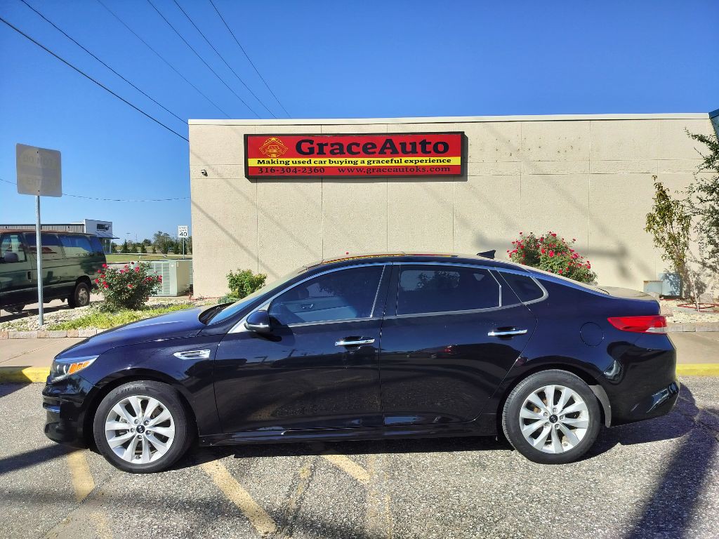 2018 Kia Optima Image 1