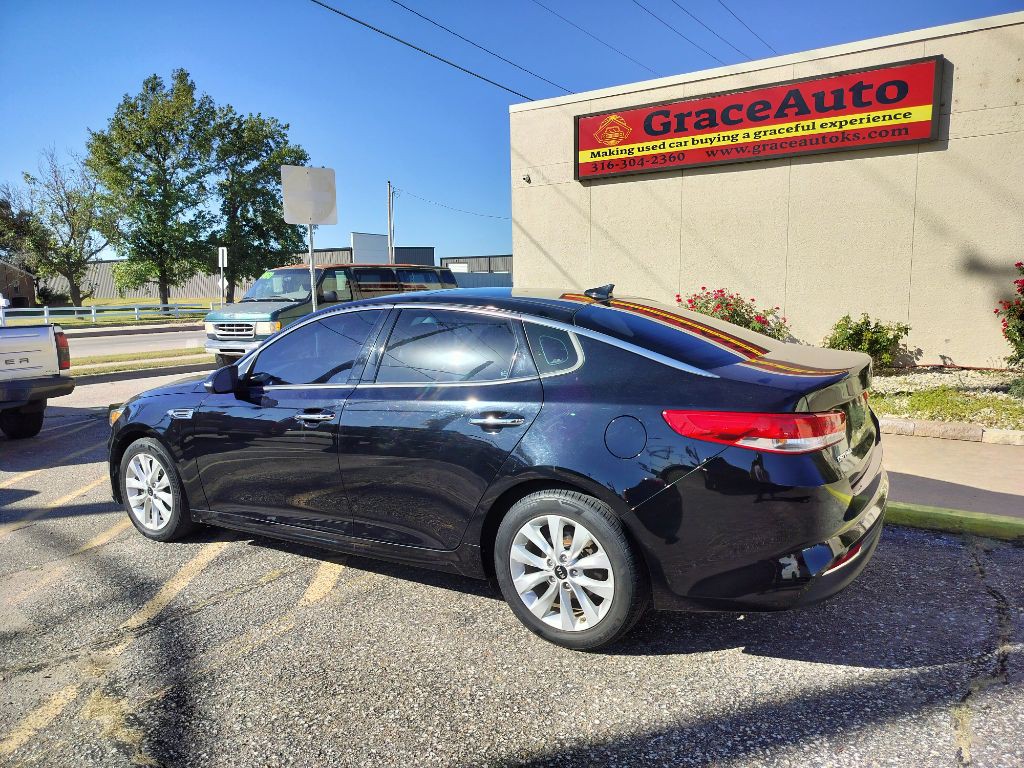 2018 Kia Optima Image 3