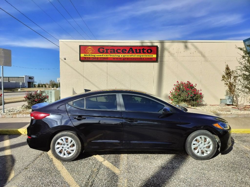 2017 Hyundai Elantra Image 20