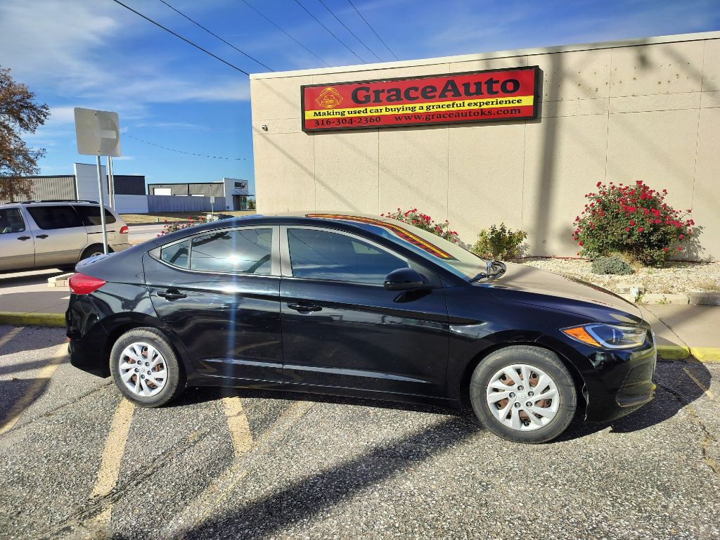 2017 Hyundai Elantra Image 21