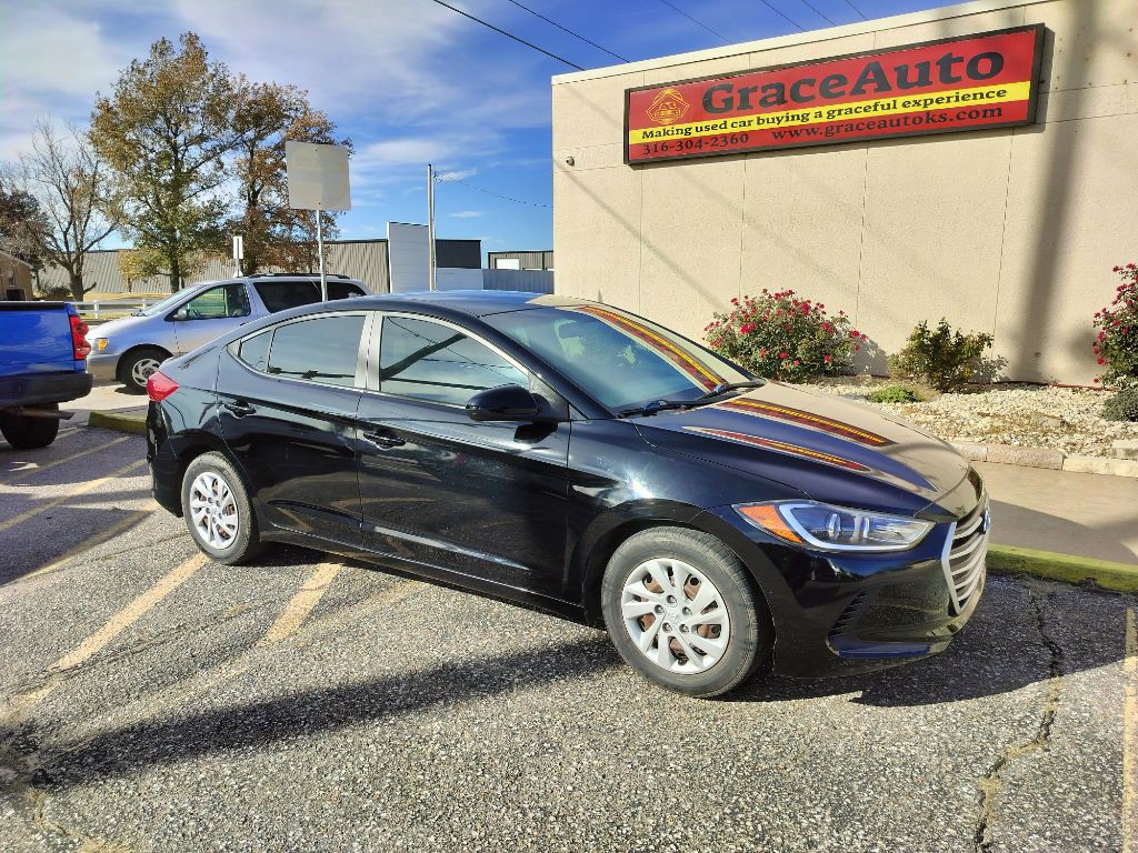 2017 Hyundai Elantra Image 22