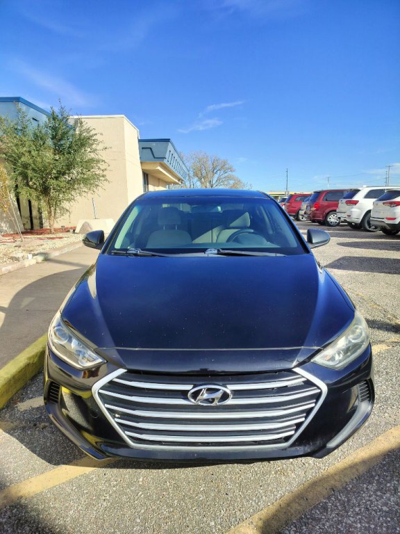 2017 Hyundai Elantra Image 31