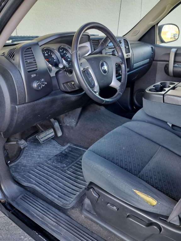 2008 Chevrolet Silverado 1500 Image 11