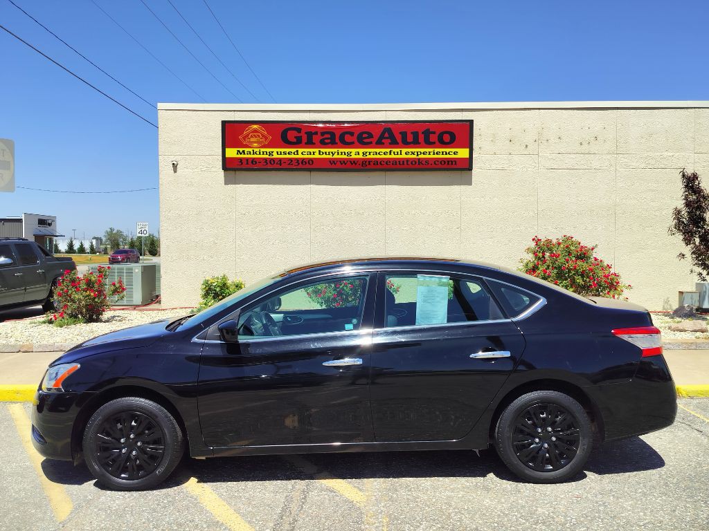 2014 Nissan Sentra Image 1