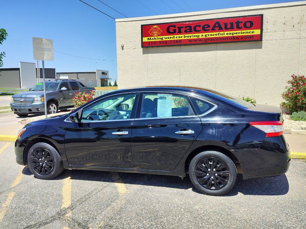 2014 Nissan Sentra Image 2