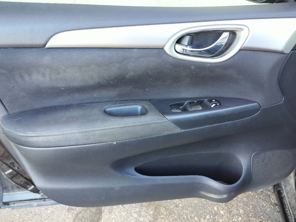 2014 Nissan Sentra Image 19