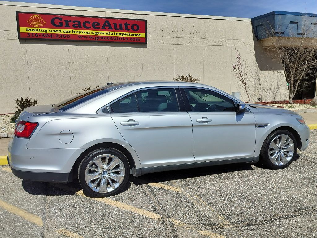 2011 Ford Taurus Image 15