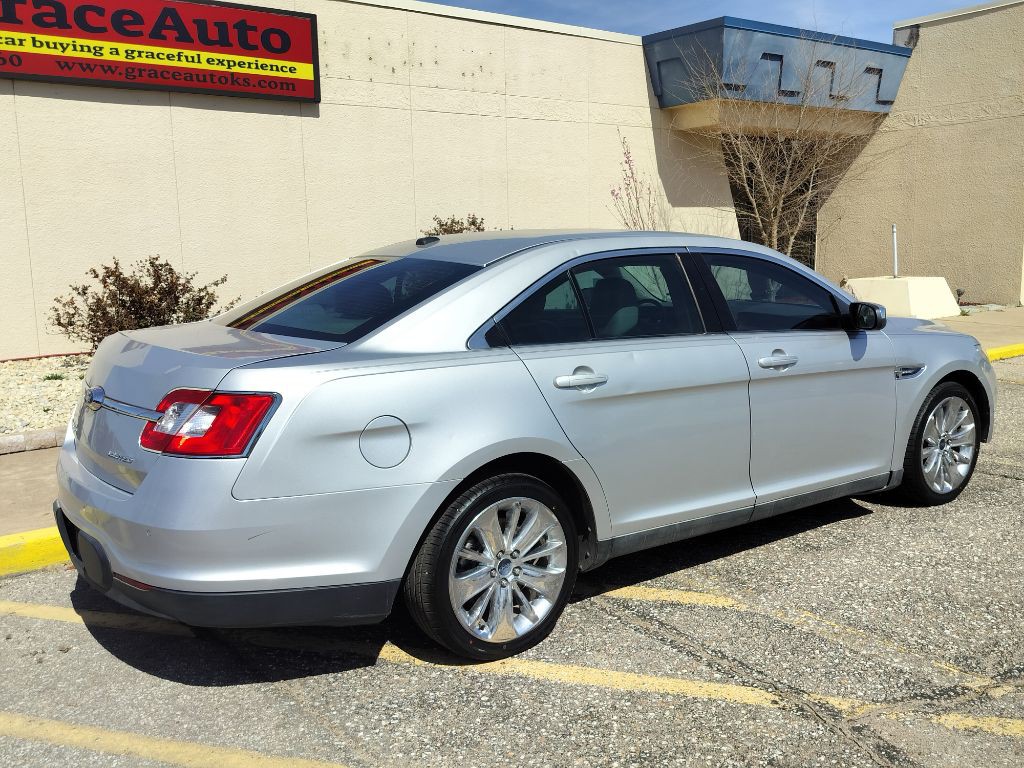 2011 Ford Taurus Image 16