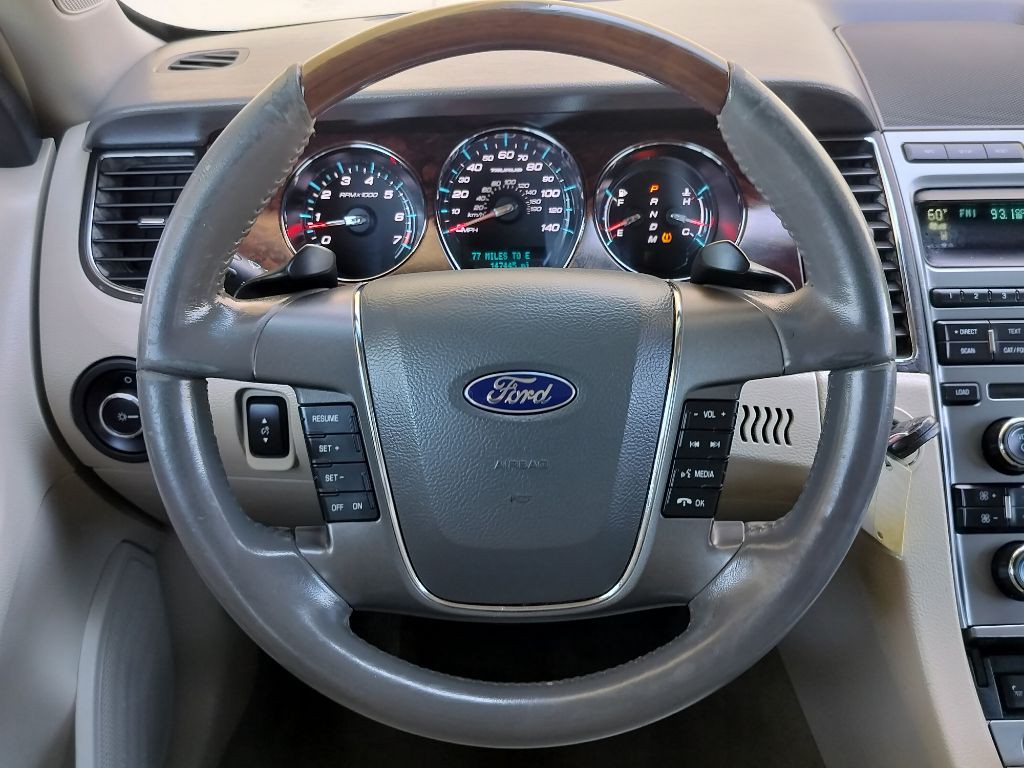 2011 Ford Taurus Image 37