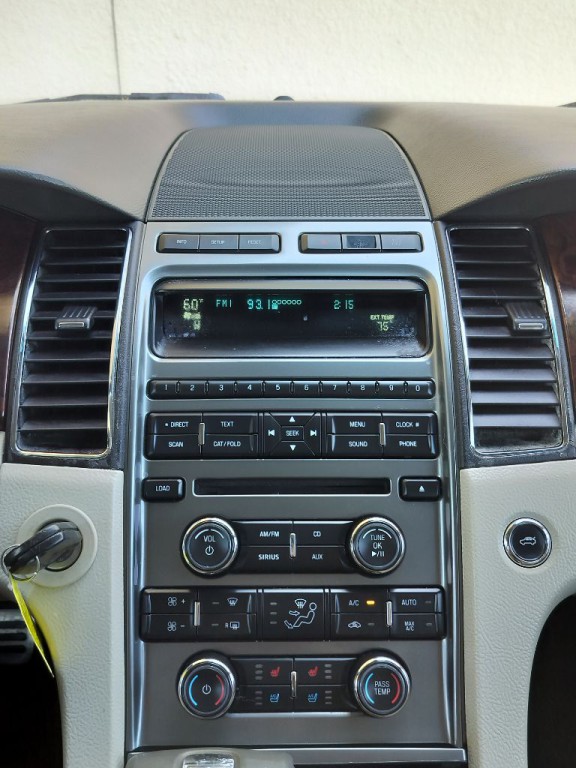2011 Ford Taurus Image 42