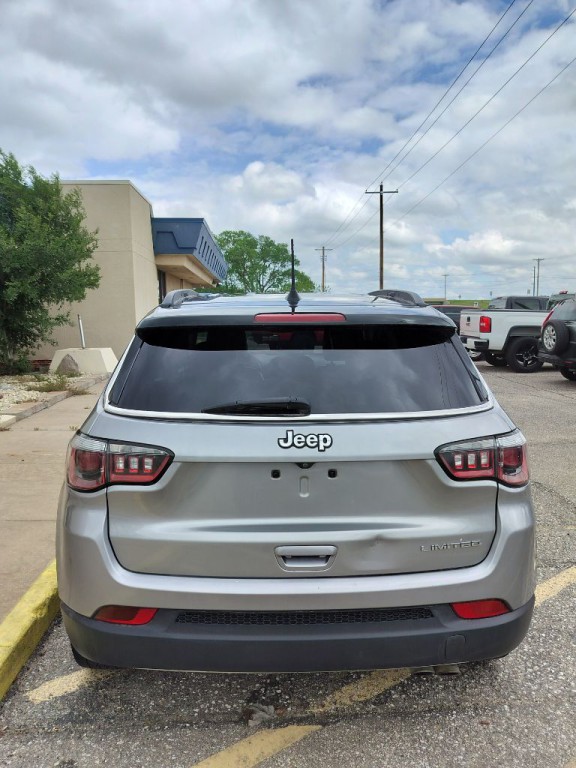 2019 Jeep Compass Image 45