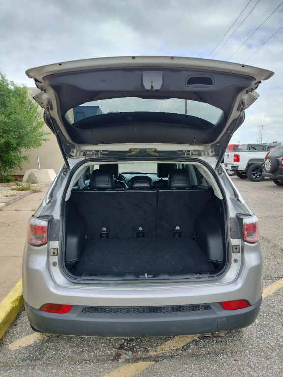 2019 Jeep Compass Image 46