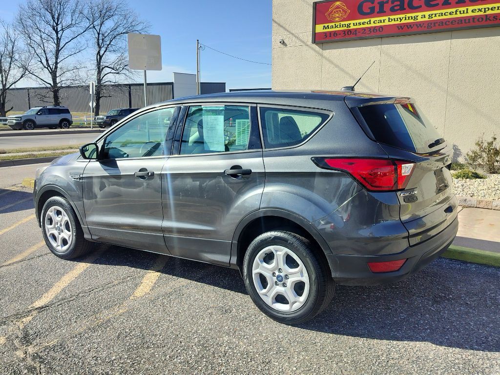 2019 Ford Escape Image 3