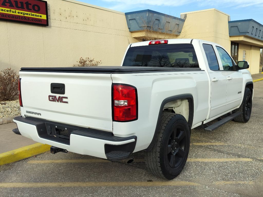 2018 GMC Sierra Image 36