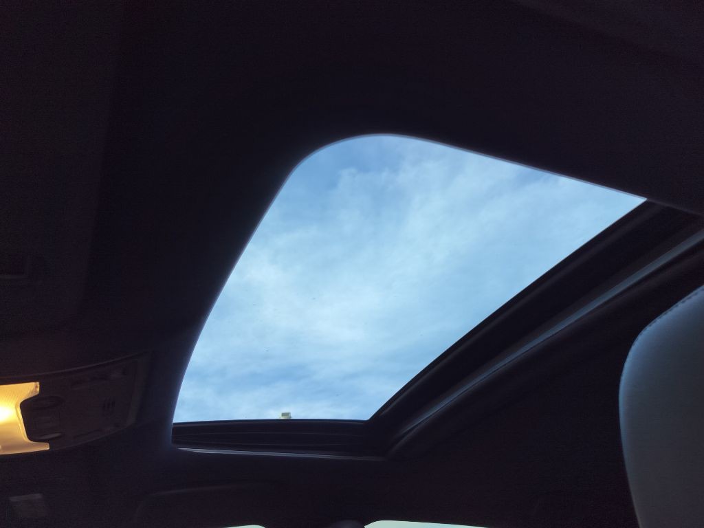 2015 Lexus IS Image 13