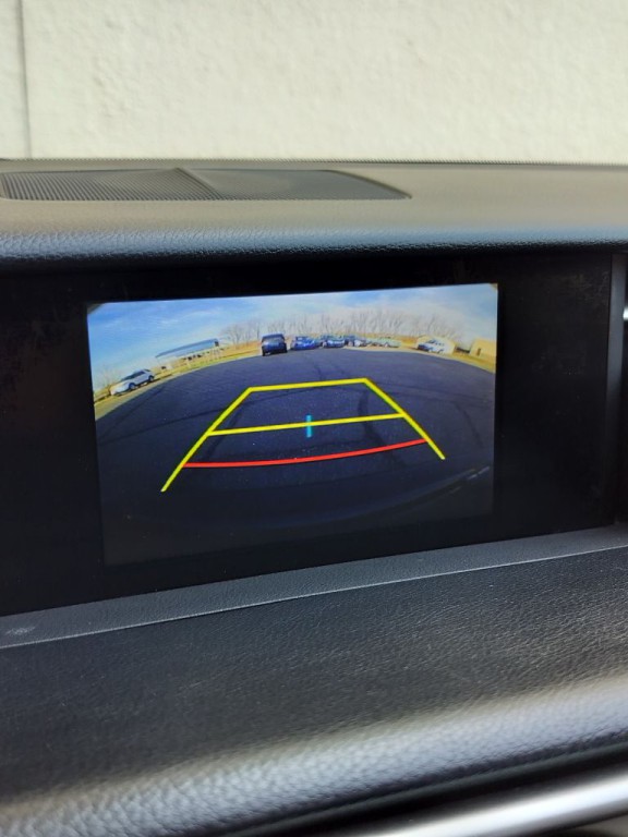 2015 Lexus IS Image 22