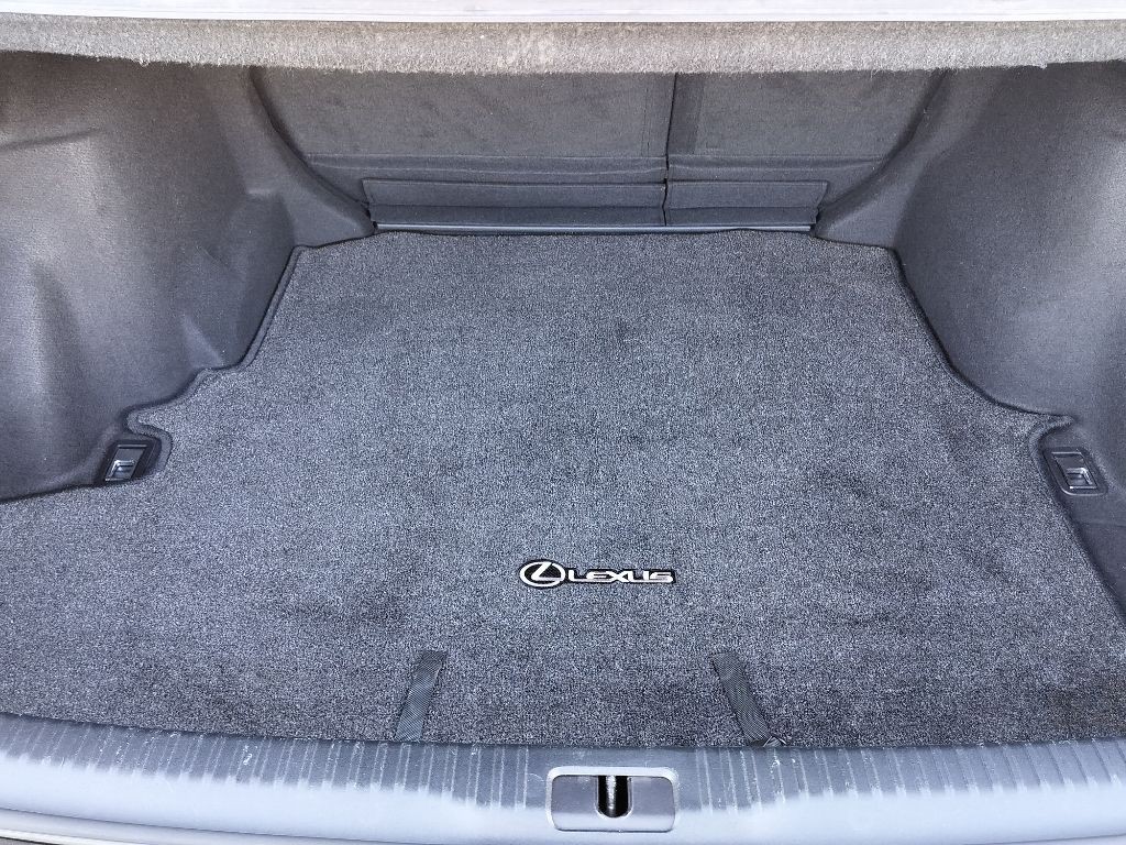 2015 Lexus IS Image 52