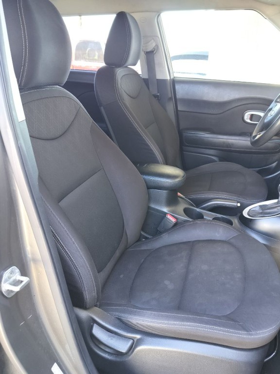 2016 Kia Soul Image 32