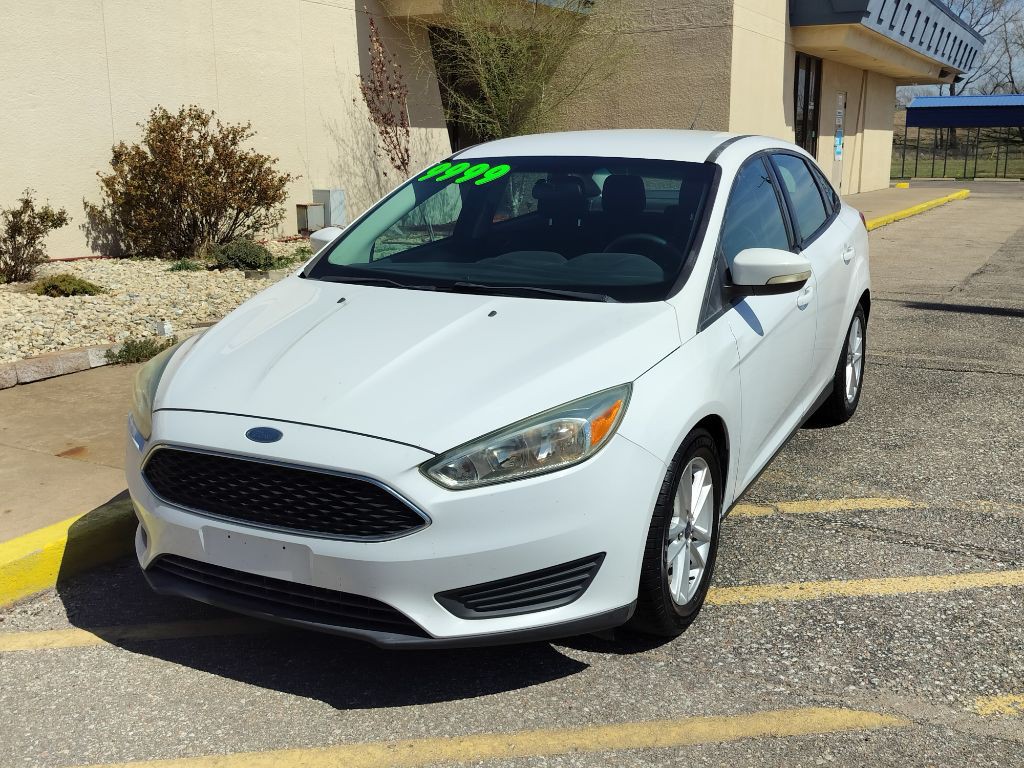 2016 Ford Focus Image 9