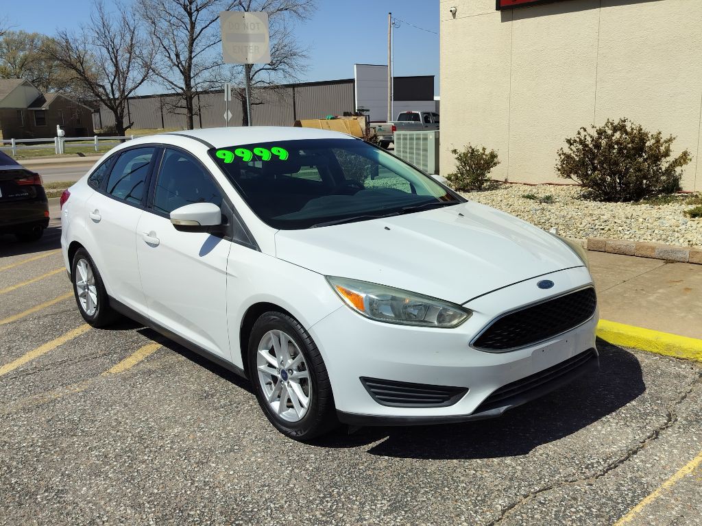 2016 Ford Focus Image 13