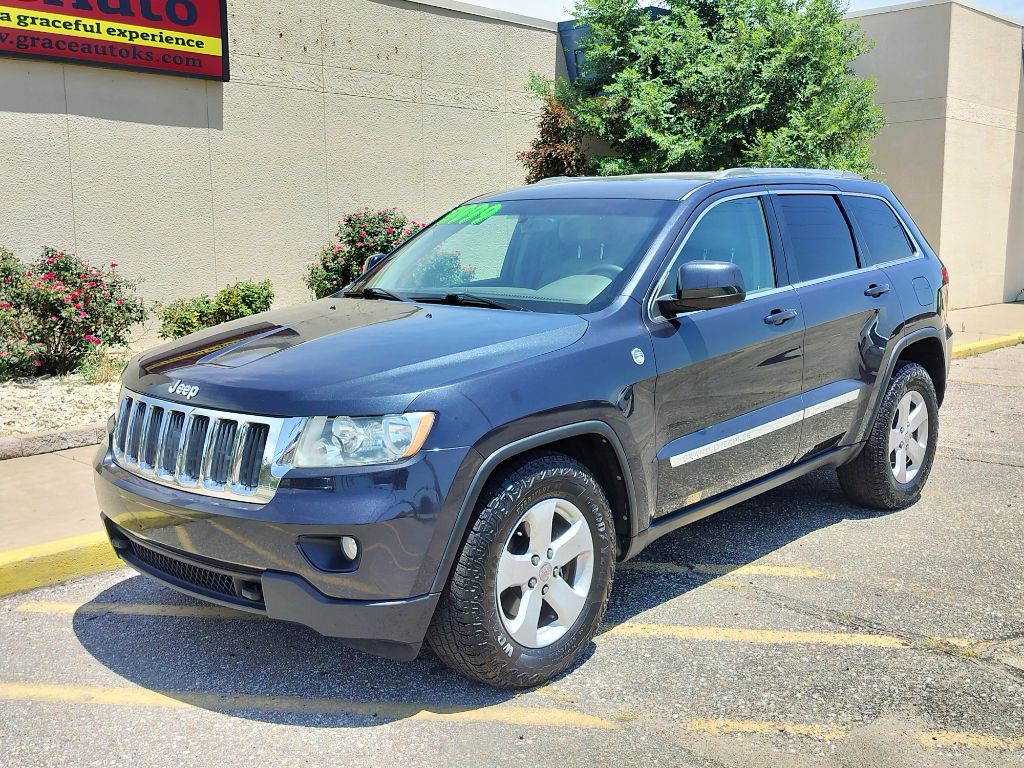 2012 Jeep Grand Cherokee Image 8