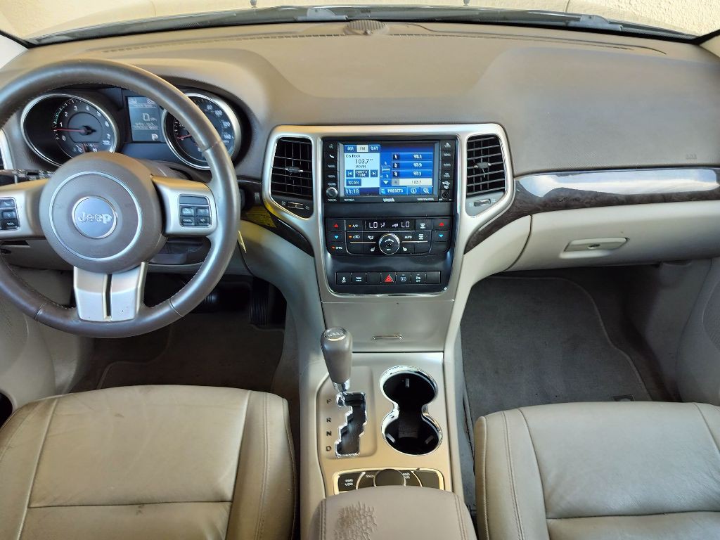 2012 Jeep Grand Cherokee Image 18