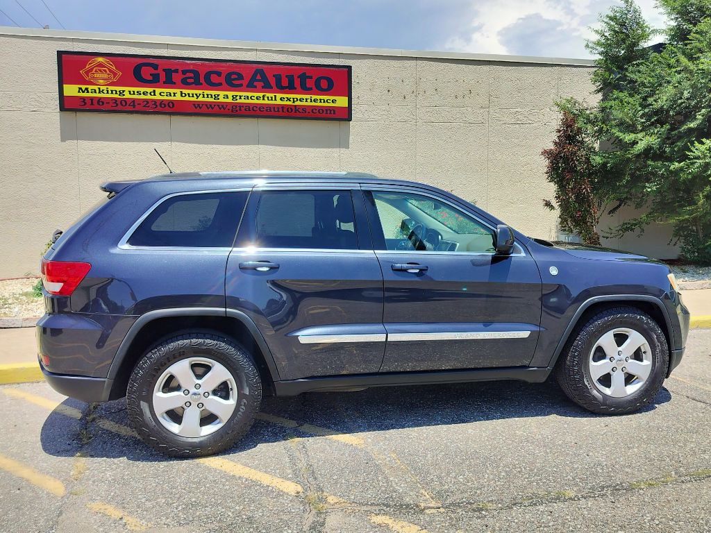 2012 Jeep Grand Cherokee Image 32