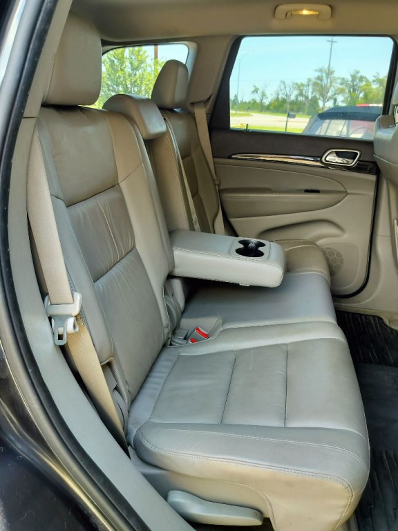 2012 Jeep Grand Cherokee Image 38