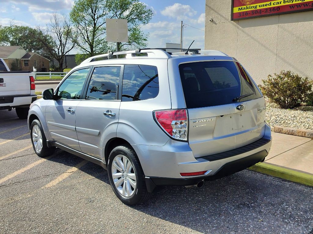 2013 Subaru Forester Image 4
