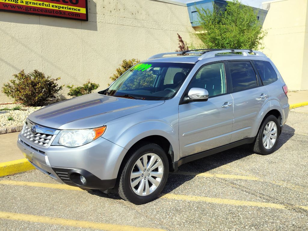 2013 Subaru Forester Image 8