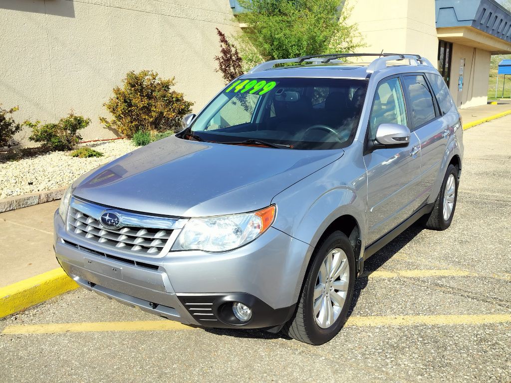 2013 Subaru Forester Image 9