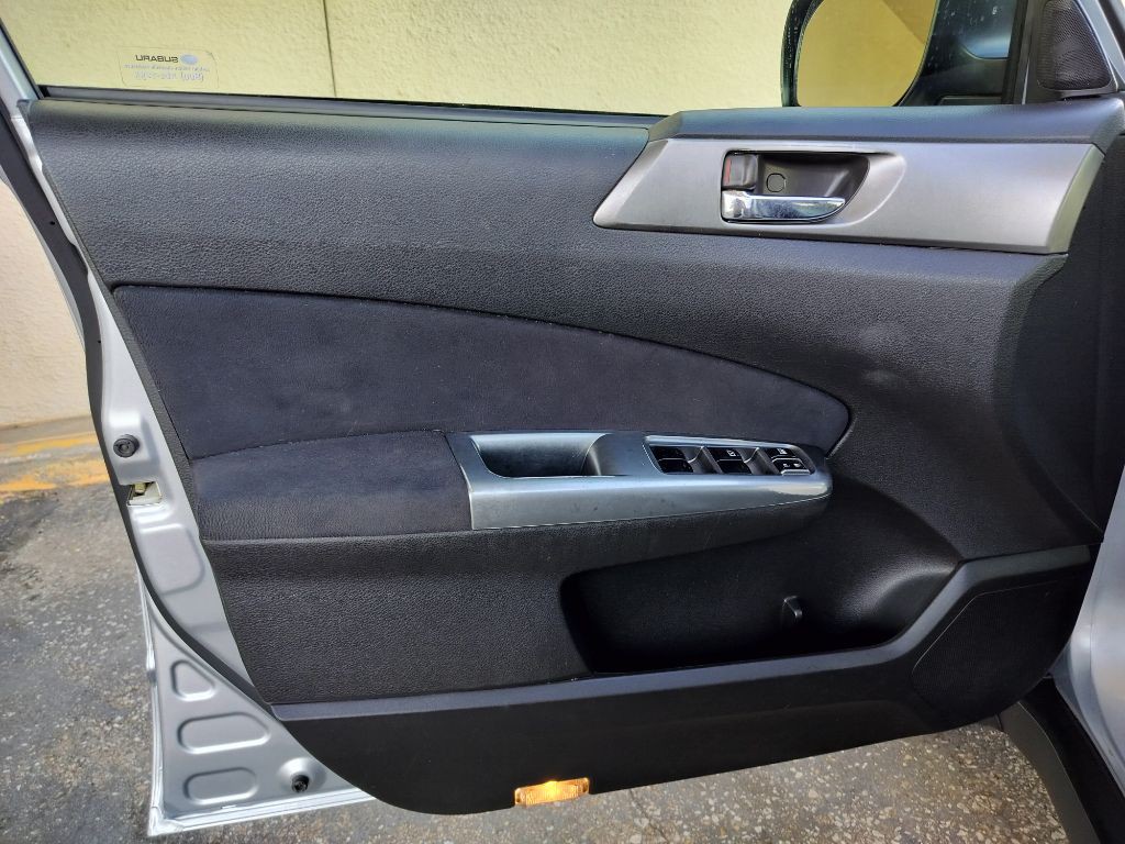 2013 Subaru Forester Image 21