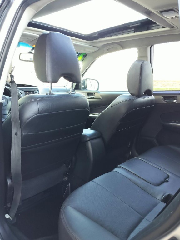 2013 Subaru Forester Image 24